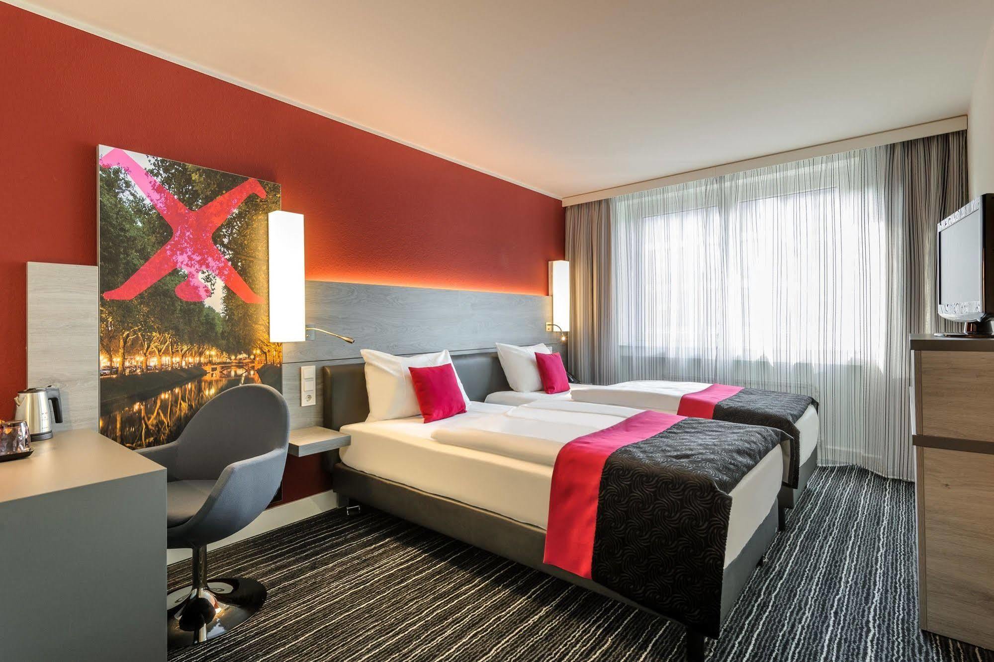 Mercure Hotel Duesseldorf Zentrum Exteriör bild